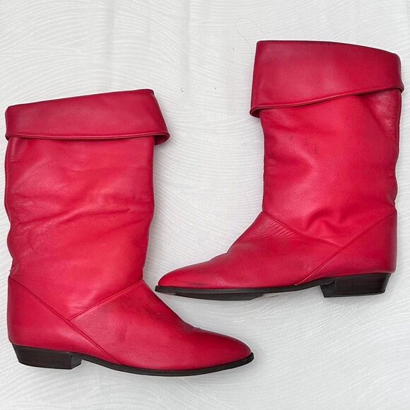 STUNNING! Vintage Red Leather Mid-Calf Boots by Mister Shoes by Markon Footwear. - Picture 5 of 9